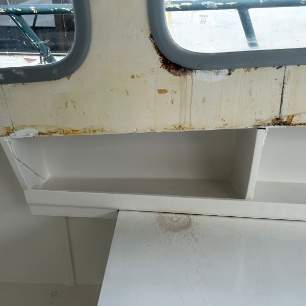 Poolse schilders – schilderwerk op zeilboot in Roermond