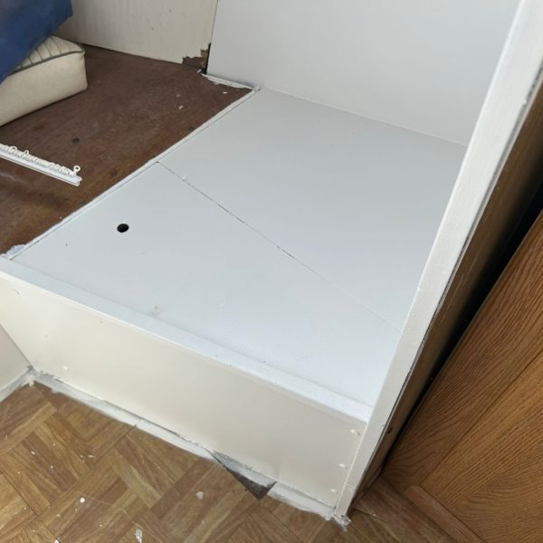 Poolse schilders – schilderwerk op zeilboot in Roermond